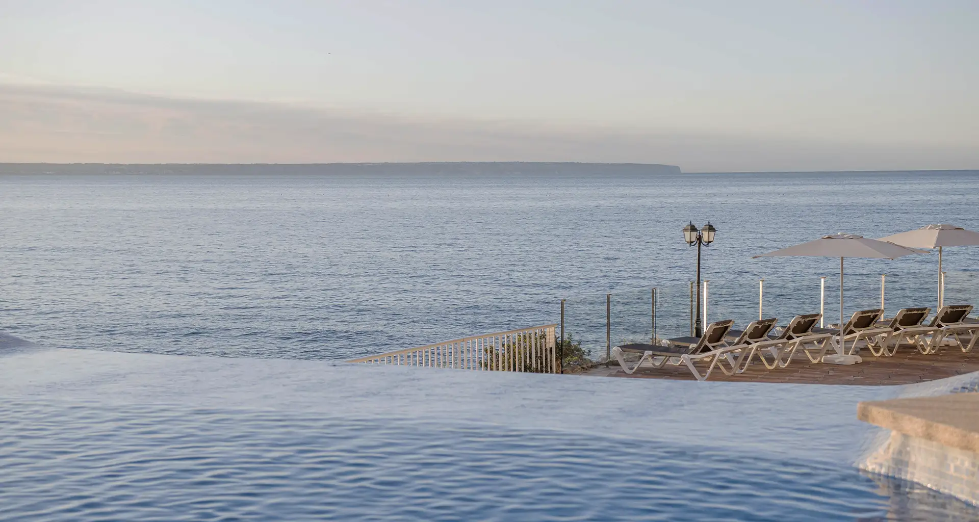 Hero contacto ROC Hotels