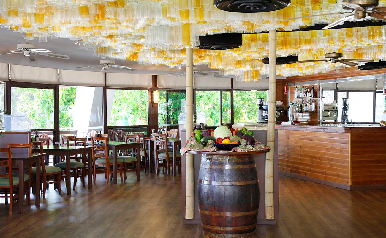 apartamentos roc portonova restaurant apartamentos roc portonova restaurant
