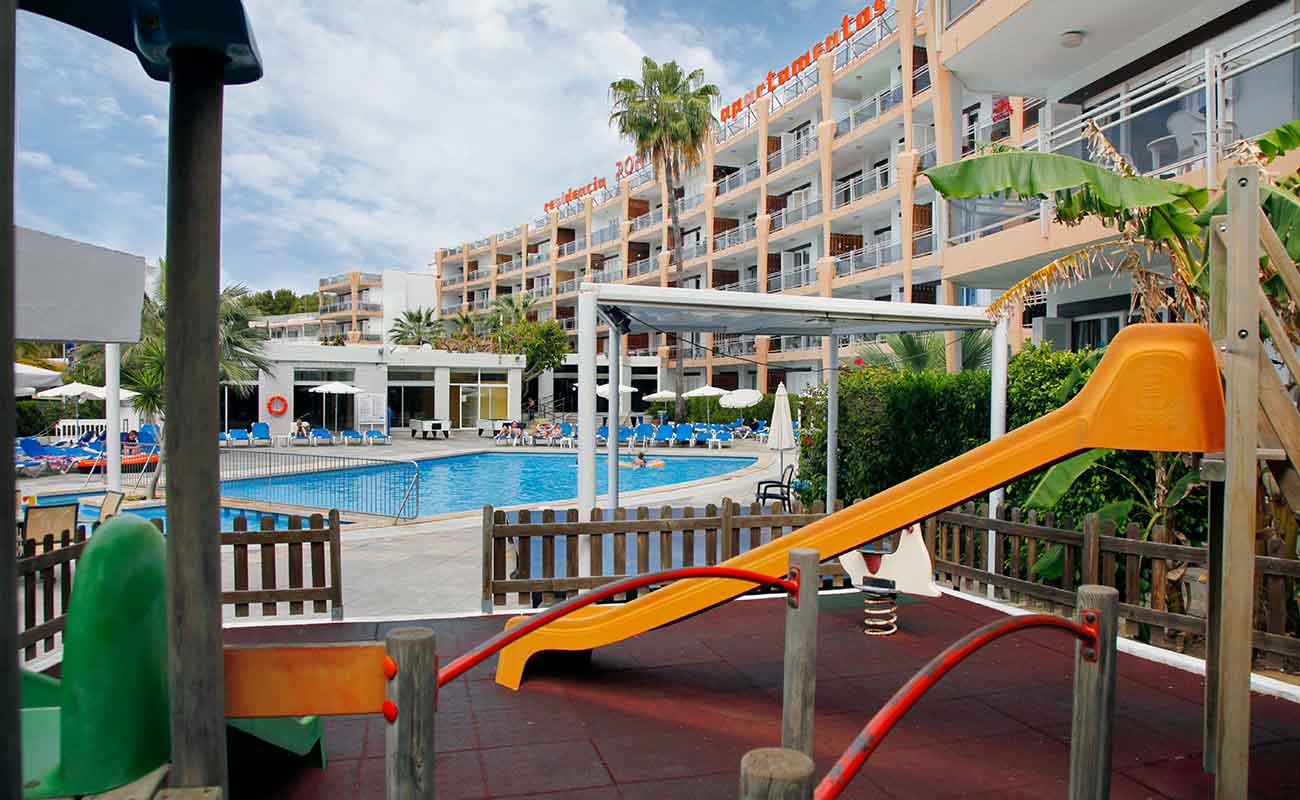 roc hotels apartamentos portonova parque infantil roc hotels apartamentos portonova parque infantil