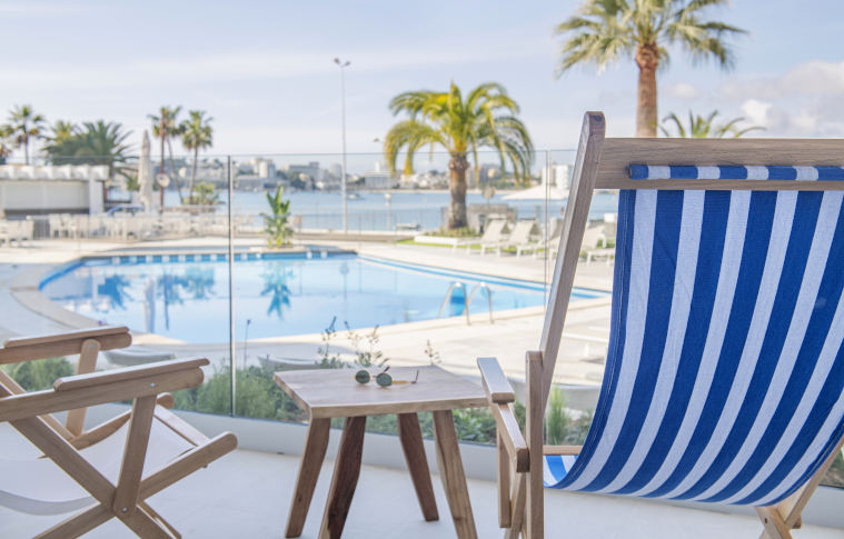 Apartamentos Roc Portonova by roc hotels Apartamentos Roc Portonova roc hotels