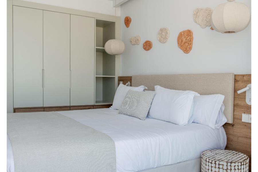 apartamentos roc portonova by roc hotels apartamentos roc portonova