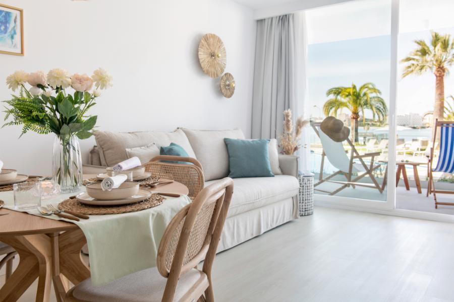 apartamentos roc portonova by roc hotels apartamentos roc portonova