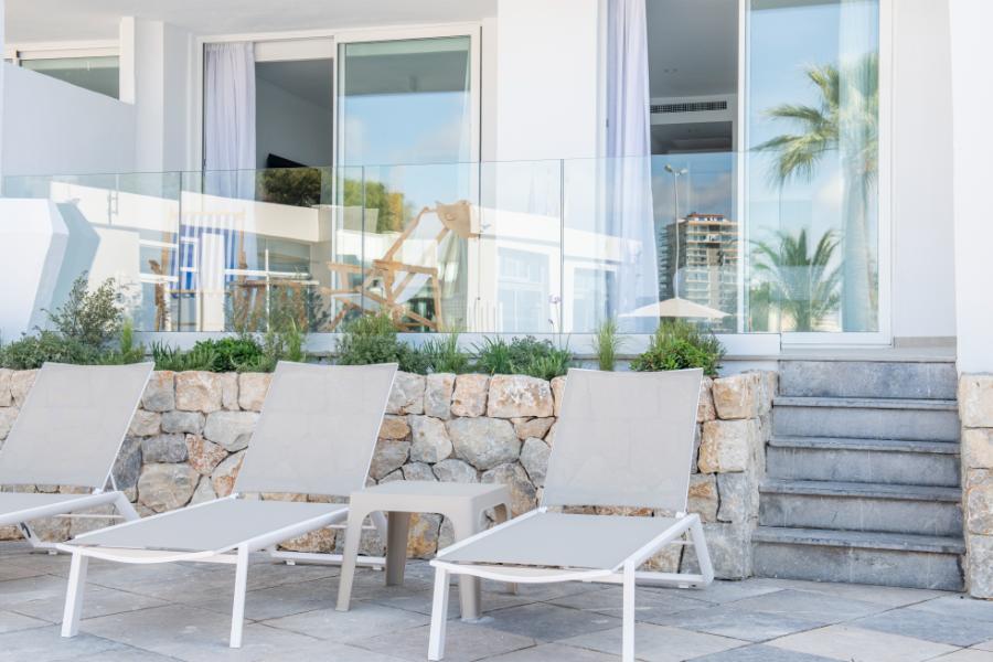 apartamentos roc portonova by roc hotels apartamentos roc portonova