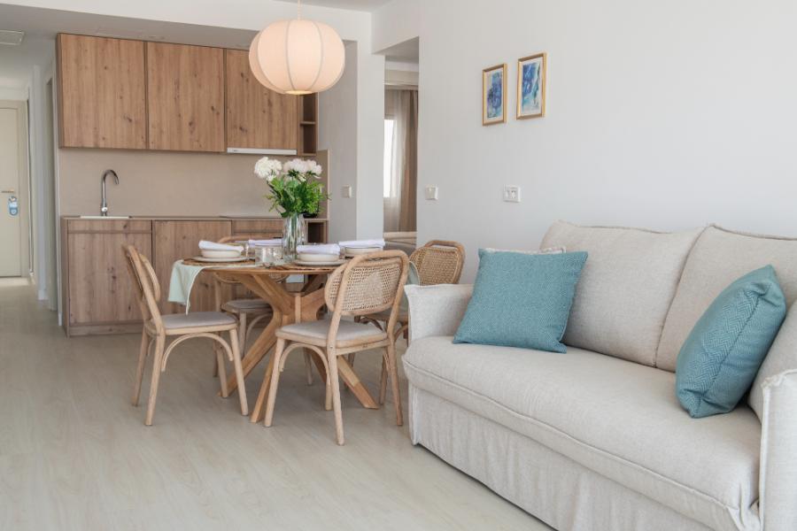 apartamentos roc portonova by roc hotels apartamentos roc portonova