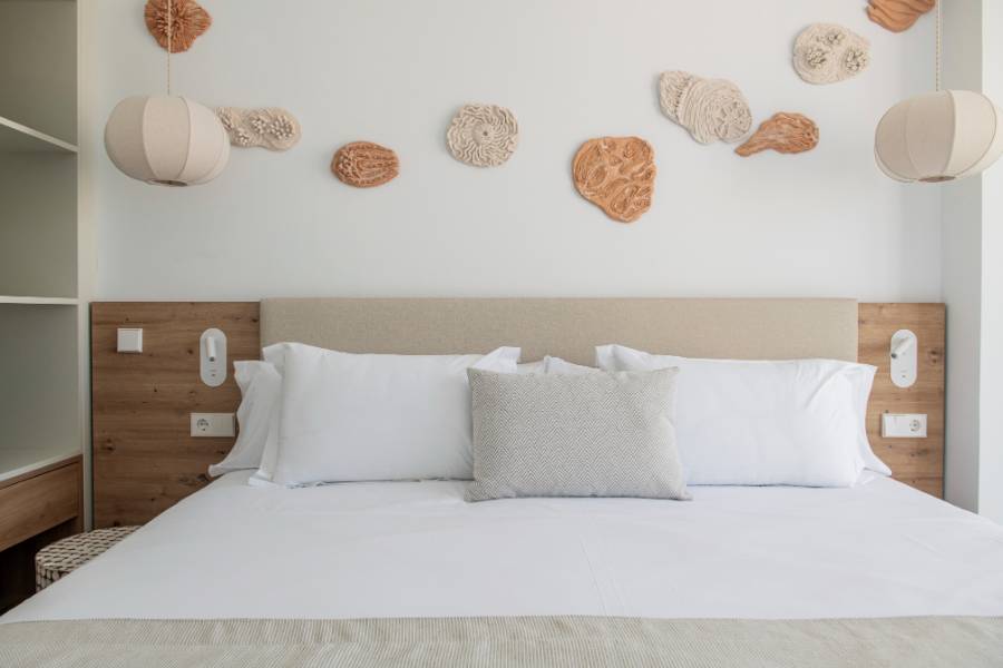 apartamentos roc portonova by roc hotels habitacion apartamentos roc portonova