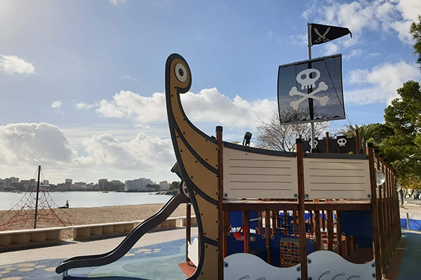 Pirate playground ROC Portonova Hotels