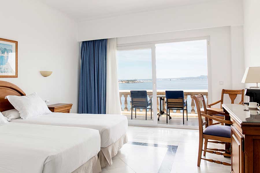 Frontal sea view rooms hotel illetas by roc hotels Frontal sea view rooms hotel roc illetas