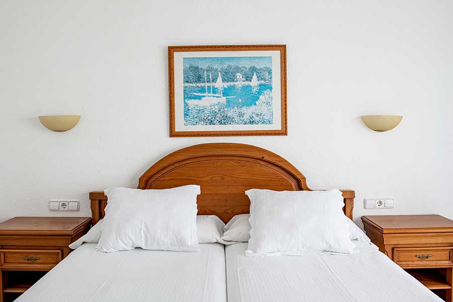 Frontal sea view rooms hotel illetas by roc hotels Frontal sea view rooms hotel roc illetas