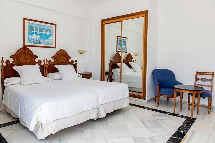 Lateral sea view rooms hotel illetas by roc hotels Lateral sea view rooms hotel roc illetas