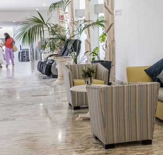 reception apartamentos roc portonova by roc hotels reception service apartamentos roc portonova
